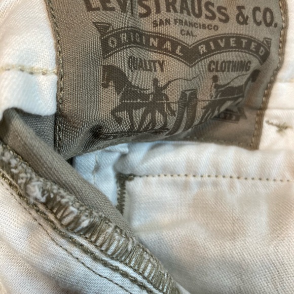 Levi’s Men’s Cargo Shorts Khaki Size 40 Outdoor Casual Flat Front Cotton - Picture 3 of 4